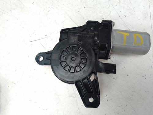 Used Right rear window motor Right rear window motor MERCEDES-BENZ A-CLASS (W177) A 180 d (177.003) (116 hp) 18585041 18585041