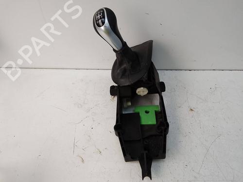 Used Gear lever Gear lever 19505703 19505703