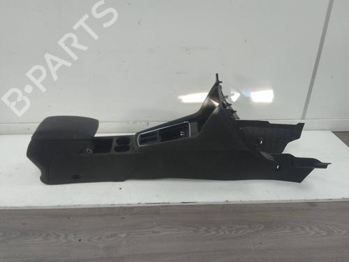 Used Middle console Middle console SEAT LEON (5F1) 2.0 TDI (150 hp) 19931385 19931385