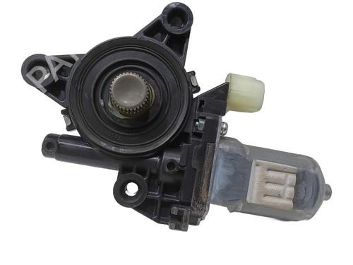 right-front-window-motor-kia-carens-iv-2013-36432045 main image