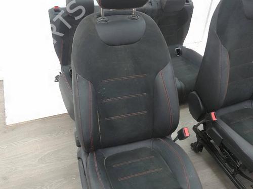 Seats set MERCEDES-BENZ GLA (H247) GLA 200 d (247.712) | BP25045366C78 