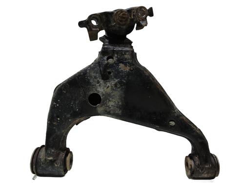 Venstre fortil bærearm TOYOTA HILUX VIII Pickup (_N1_) 2.4 D 4WD (GUN125_, GUN125R) (150 hp) 32845398