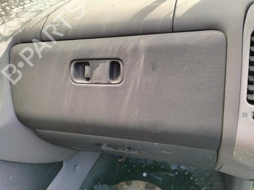 Used Glove box MITSUBISHI PAJERO IV (V8_W, V9_W) 3.2 DI-D (V88W, V98W) (170 hp) 31849607