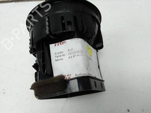 Air vent AUDI A3 Sportback (8VA, 8VF) 2.0 TDI | BP19776599I21 