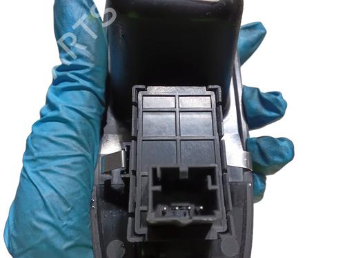 Right rear window switch FIAT 500L (351_, 352_) 1.6 D Multijet (199LYD1B) | BP34420079I28  - Image 6