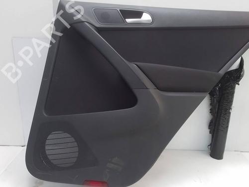 Bageste højre beklædning VW TIGUAN (5N_) 2.0 TDI (110 hp) 30050679