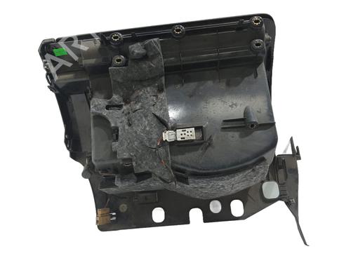 Glove box AUDI Q5 (8RB) 2.0 TFSI quattro | BP30195320C95