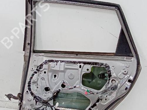 Used Right rear door TOYOTA AURIS (_E18_) 1.4 D-4D (NDE180_, NDE180R) (90 hp) 23417128