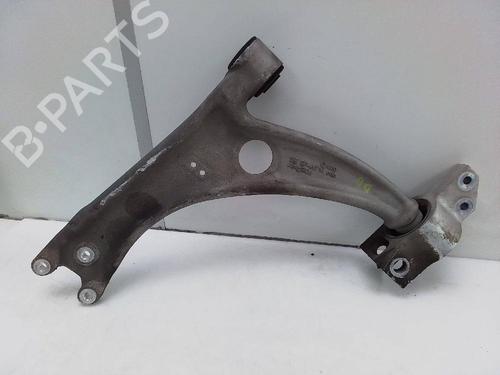 Used Right front suspension arm AUDI Q3 (8UB, 8UG) [2011-2020]  26158339