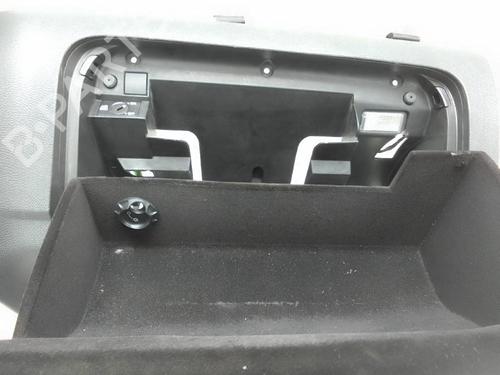 Used Glove box VW GOLF VI (5K1) 2.0 TDI (170 hp) 18584800