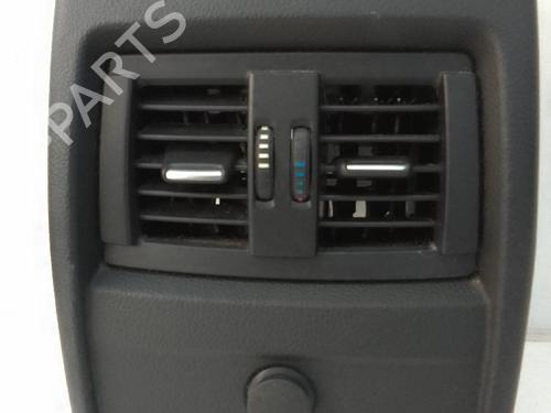 Used Air vent BMW 3 (F30, F80) 320 d (184 hp) 18577817
