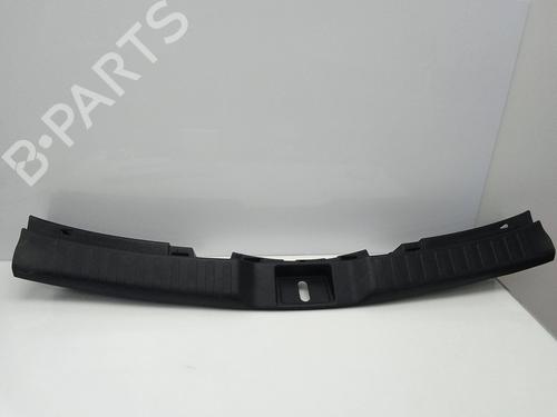 Used Tailgate trim Tailgate trim 20504694 20504694