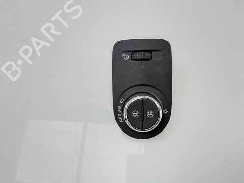 Licht Schakelaar OPEL CROSSLAND X / CROSSLAND (P17, P2QO) 1.2 (75) (131 hp) 20714364