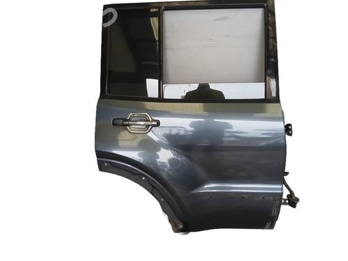 Used Right rear door Right rear door MITSUBISHI PAJERO CLASSIC (V2_W, V6_W, V7_W) 2.5 TD (V24W) (115 hp) 34365891 34365891