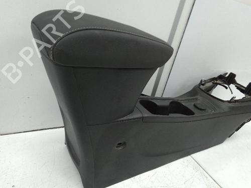 Used Middle console HYUNDAI i20 II Coupe (GB) 1.1 CRDi (75 hp) 22188580