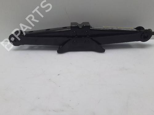 Used Jack Kit VW GOLF VII (5G1, BQ1, BE1, BE2) 1.6 TDI (105 hp) 22956475