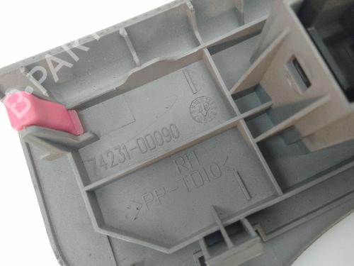 Used Right front window switch TOYOTA YARIS (_P9_) 1.4 D-4D (NLP90_, NLP90R) (90 hp) 22617244
