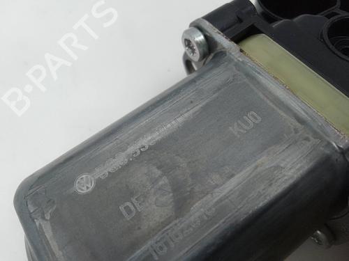 Left front window motor VW GOLF VII (5G1, BQ1, BE1, BE2) 1.4 TSI | BP28144309E21 