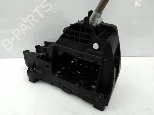 Gear lever FIAT 500X (334_) 1.3 D Multijet (334AXH1A) | BP20702282M90 