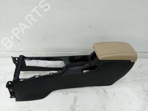 Used Middle console Middle console SSANGYONG TIVOLI 1.6 All-wheel Drive (128 hp) 19041389 19041389