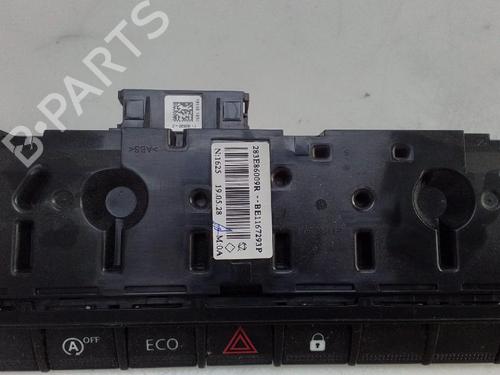Bouton de warning RENAULT CLIO V (B7_) 1.0 TCe 100 (B7MT) (101 hp) 28094263
