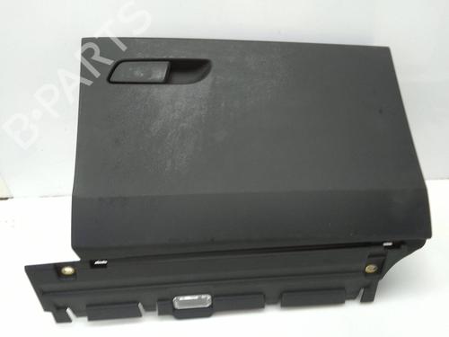 Used Glove box Glove box 23882645 23882645
