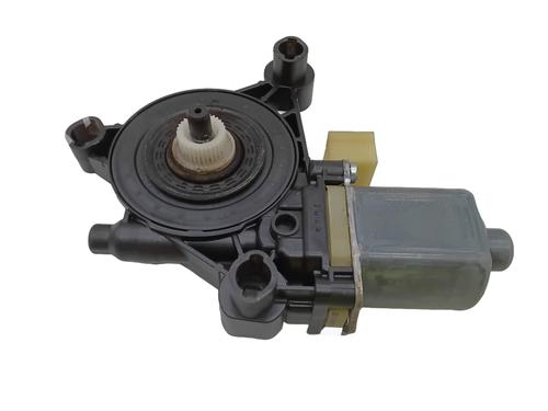 Motor elevalunas delantero derecho AUDI A3 Sportback (8VA, 8VF) 2.0 TDI (150 hp) 30051439