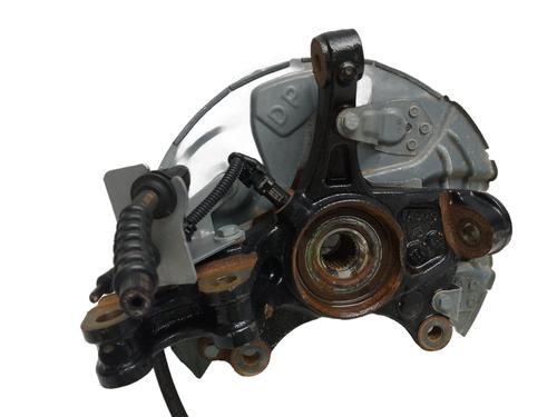 Used Right front steering knuckle PEUGEOT 3008 II SUV (MC_, MR_, MJ_, M4_) 1.2 THP/ PureTech 130 (MRHNSM, MRHNSU, MRHNSJ, MRHNYW,... (131 hp) 30531443