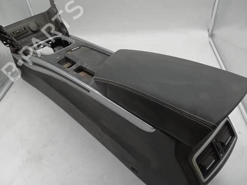 Middle console RENAULT MEGANE IV Hatchback (B9A/M/N_) 1.5 dCi 110 (B9A3) | BP28810716I22 