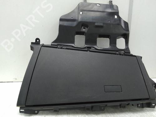 Used Glove box TOYOTA C-HR (_X1_) 1.8 Hybrid (ZYX10_, ZYX11_, ZYX10R, ZYX11R) (122 hp) 18597823