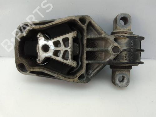 Used Engine mount Engine mount MERCEDES-BENZ A-CLASS (W176) A 180 CDI / d (176.012) (109 hp) 21168577 21168577