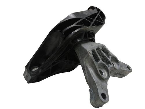 Engine mount PEUGEOT 5008 II (MC_, MJ_, MR_, M4_) 1.2 THP (MRHNYH, MRHNYW, MRHNSJ, MRHNSU, MRHNSM) | BP30677556M89 