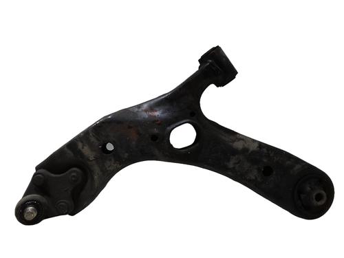 Used Right front suspension arm Right front suspension arm TOYOTA PRIUS PLUS (_W4_) 1.8 Hybrid (ZVW40W, ZVW41W) (136 hp) 33428418 33428418