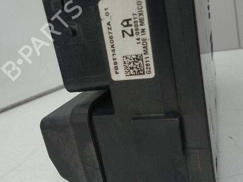 Used Fuse box FORD MONDEO V Hatchback (CE) [2014-2025]  18580064