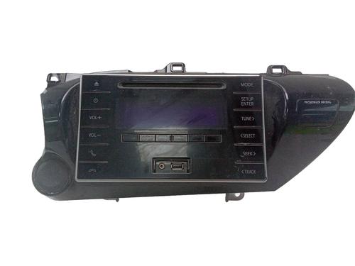 Used Display monitor TOYOTA HILUX VIII Pickup (_N1_) 2.4 D 4WD (GUN125_, GUN125R) (150 hp) 18574639