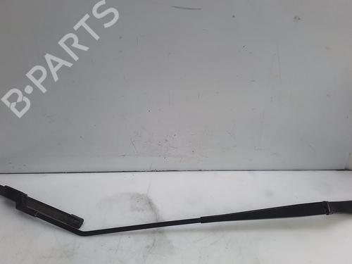Used Front windshield wiper arm FORD FIESTA VII (HJ, HF) 1.1 Ti-VCT (86 hp) 28974751