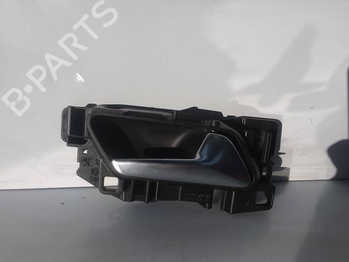 Used Front right interior door handle Front right interior door handle 20694176 20694176