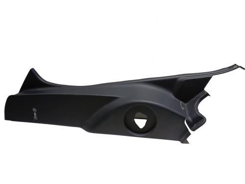 Used Tailgate trim Tailgate trim TOYOTA AURIS (_E18_) 1.8 Hybrid (ZWE186_, ZWE186R) (136 hp) 33606008 33606008