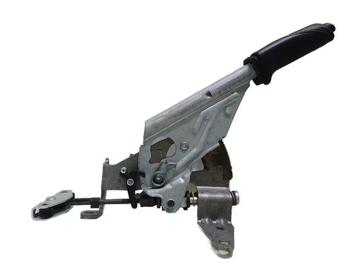 Frein à main BMW 1 (F20) 118 i (136 hp) 32261511