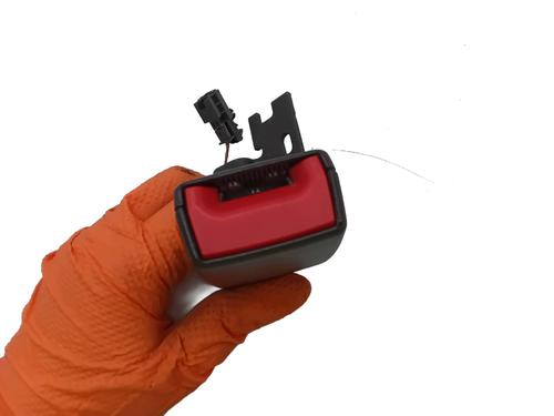 Seat buckle MERCEDES-BENZ E-CLASS T-Model (S213) E 220 d 4-matic (213.205) | BP30098548I32