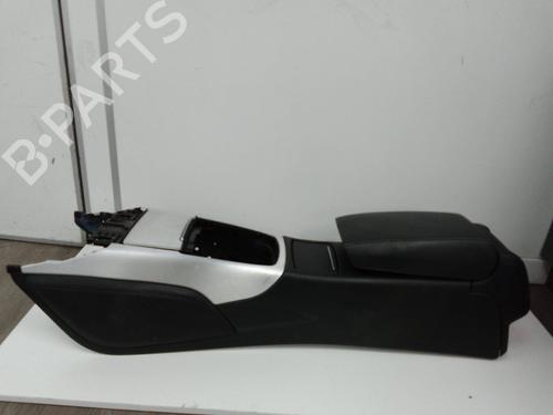 Used Middle console Middle console 23894808 23894808