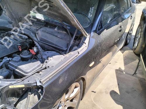 Used Windscreen washer tank BMW 5 (E60) 520 d (163 hp) 26172752