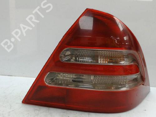 Used Right taillight MERCEDES-BENZ C-CLASS (W203) [2000-2007]  23067005
