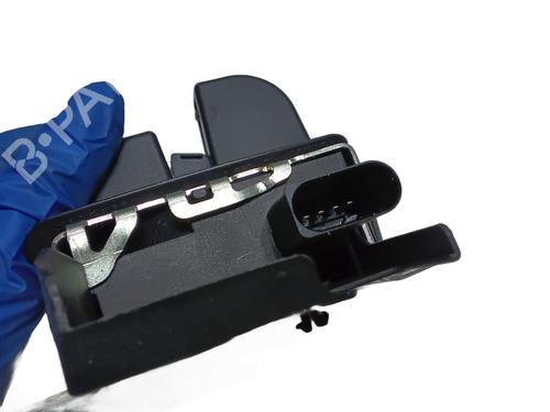 Tailgate lock VW GOLF VIII (CD1, DA1) 2.0 TDI | BP36261818C101 - Image 4