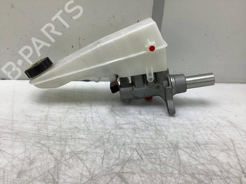 Used Brake master cylinder Brake master cylinder TOYOTA PROACE Van (MDZ_) 1.5 D4d (MDZ8) (102 hp) 18579746 18579746