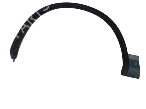 Used Rear right wheel arch trim Rear right wheel arch trim VW TOUAREG (7P5, 7P6) 3.0 V6 TDI (204 hp) 35753070 35753070