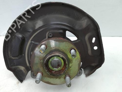 Used Left front steering knuckle TOYOTA YARIS (_P13_) 1.0 (KSP130) (72 hp) 23654310