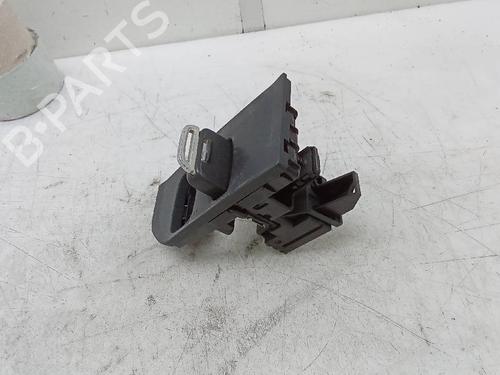 Used Card reader VOLVO XC60 I SUV (156) D3 (136 hp) 19125210