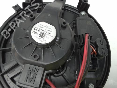 Heater blower motor VW GOLF VIII (CD1, DA1) 2.0 GTI Clubsport | BP28150148M62