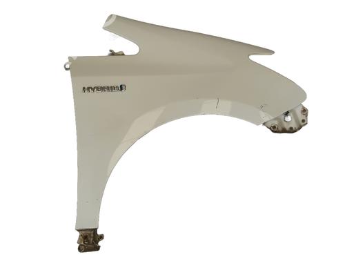 Used Right front fenders Right front fenders TOYOTA PRIUS PLUS (_W4_) 1.8 Hybrid (ZVW40W, ZVW41W) (136 hp) 33266166 33266166
